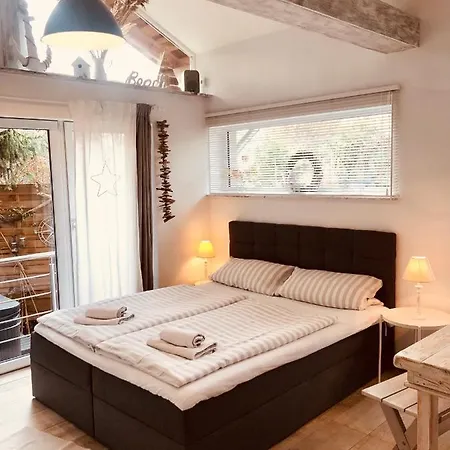 GartenApartment Strandgut mit Outdoor Whirlpool und Garten Petershagen-Eggersdorf Buitenkant foto